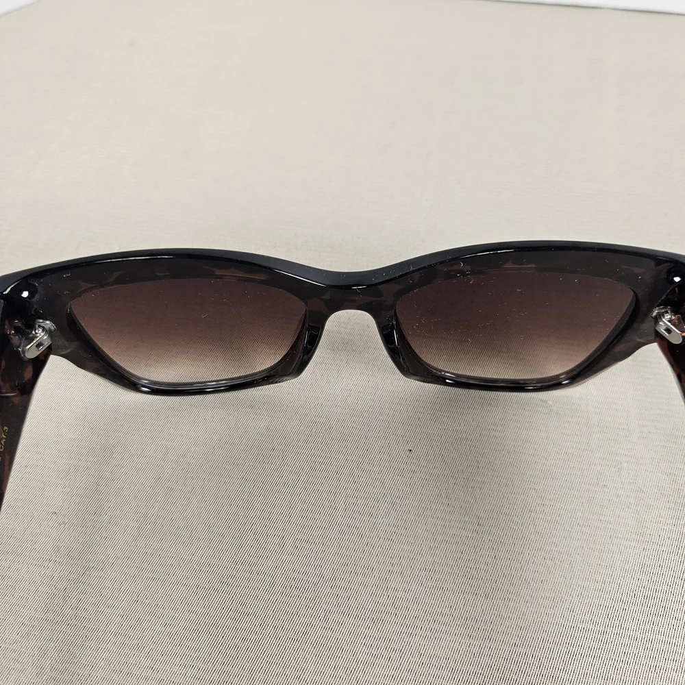 Martha Stewart Tortoiseshell Cat Eye Sunglasses with Brown Gradient Lenses